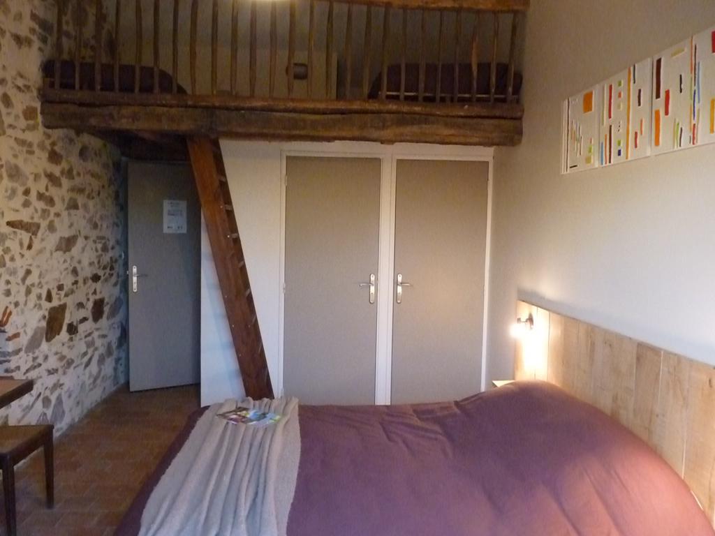 Chambres D'Hotes Le Chateau Rouge Saint-Germain-sur-Moine Kültér fotó