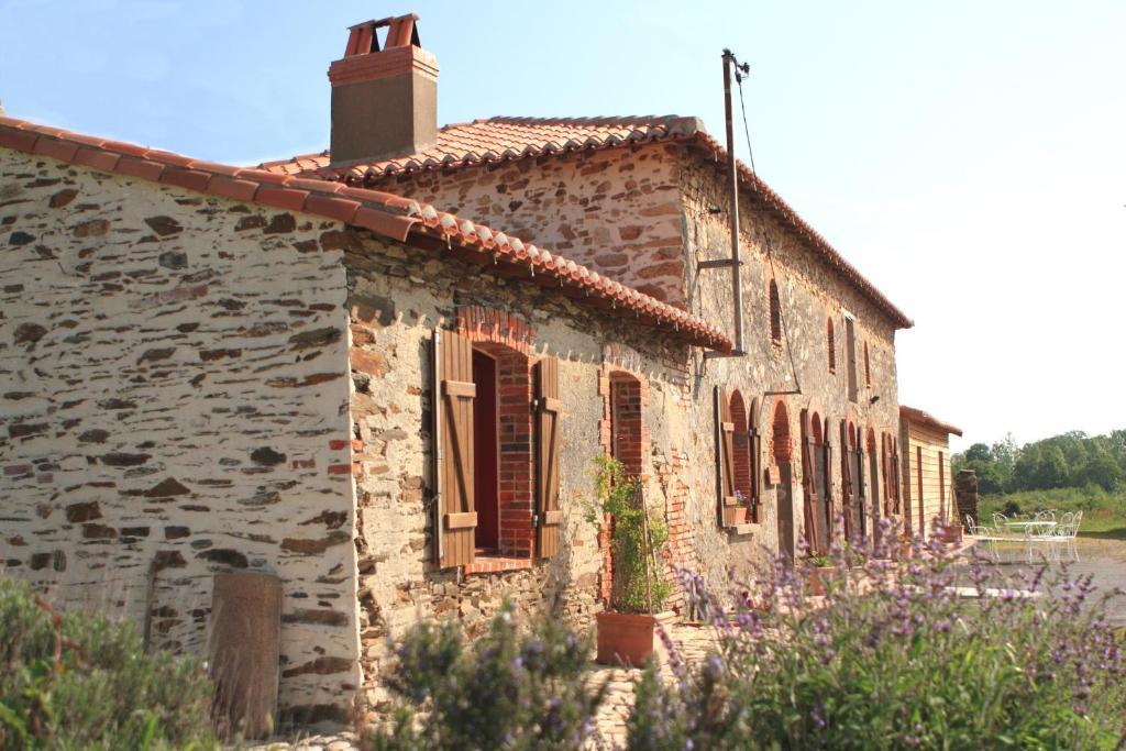 Chambres D'Hotes Le Chateau Rouge Saint-Germain-sur-Moine Kültér fotó